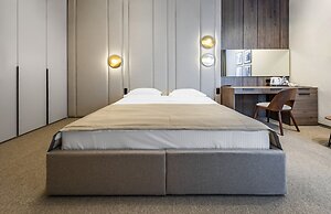 Regency Hotel