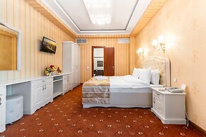Regency Hotel