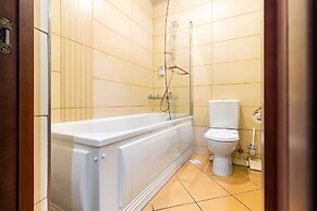 Regency Hotel