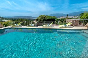 Private Hotel - Adults Only