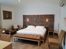 Private Hotel - Adults Only