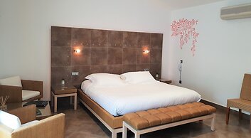 Private Hotel - Adults Only