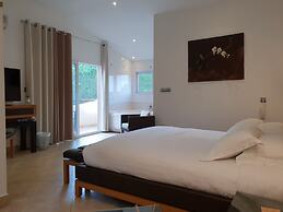 Private Hotel - Adults Only