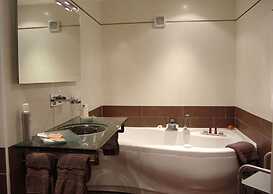 Private Hotel - Adults Only