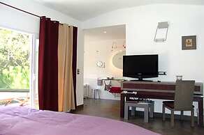 Private Hotel - Adults Only