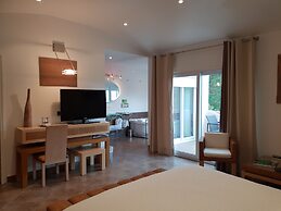 Private Hotel - Adults Only
