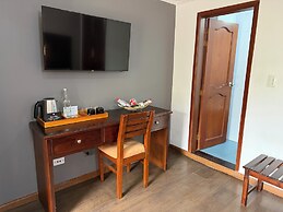 Blu Inn Hotel