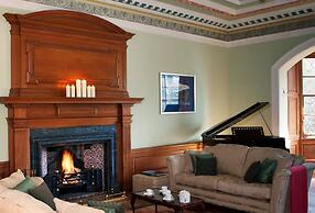 Glencoe House