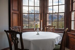 Glencoe House