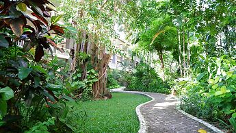 Hotel Kumala Pantai