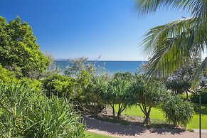 Maison Noosa Beachfront Resort
