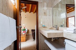 Olas Altas Suites