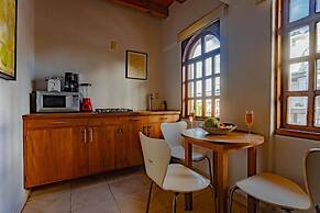 Olas Altas Suites