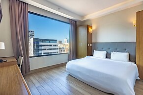 Weston Suites & Hotel