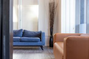 Weston Suites & Hotel