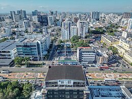 Weston Suites & Hotel