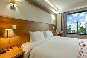 Weston Suites & Hotel