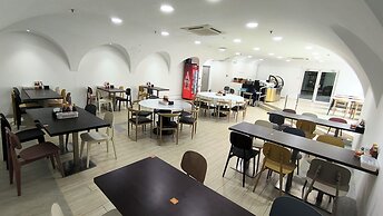 Jubilee Hotel