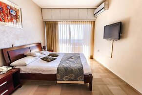 Hotel Blue Weiss
