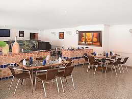 Hotel Del Llano