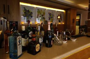WH Hotel
