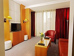 WH Hotel