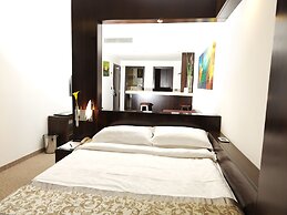 WH Hotel