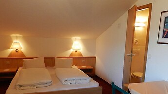 Hotel GARNI Mittenwald