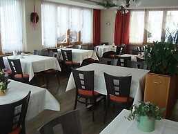 Hotel GARNI Mittenwald