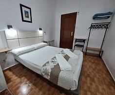 Hostal Miami