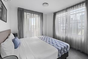The Capitol Apartments