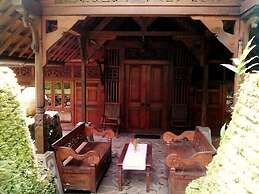 Hills Joglo Villa
