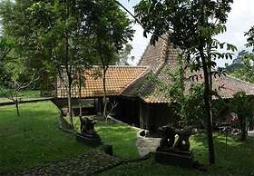 Hills Joglo Villa