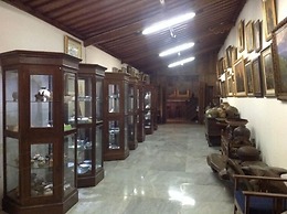 Hills Joglo Villa