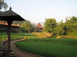 Hills Joglo Villa