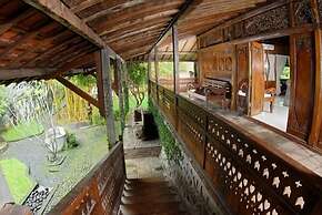 Hills Joglo Villa