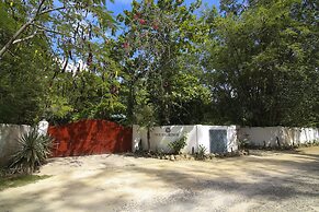 Tingalaya's Retreat