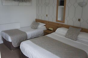 Plas Isa Hotel