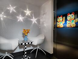 ANDAZ AMSTERDAM, PRINSENGRACHT, BY HYATT