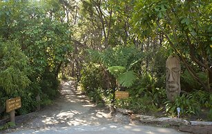 Awaroa Lodge