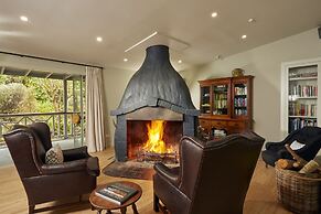 Awaroa Lodge