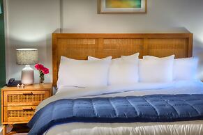 Awaroa Lodge