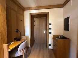 Hotel Serena