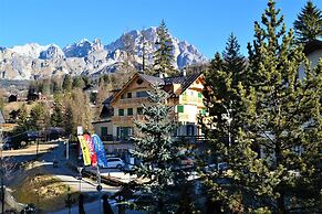 Hotel Serena