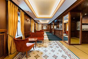 Hotel Serena