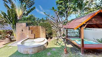 Idyllic Samui Beach Villa Resort