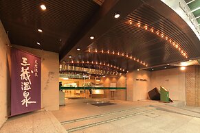 Nagoya Crown Hotel