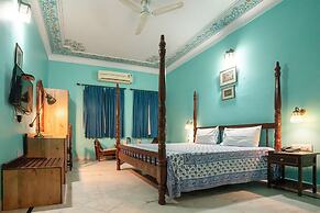 Anuraag Villa