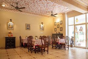 Anuraag Villa