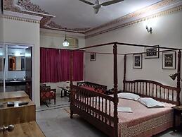 Anuraag Villa